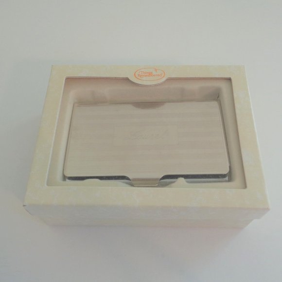 Things Remembered Metal Business Card Case Holder Silver Laurel Monogram NEW - Picture 1 of 5